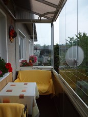 Liberec (zasklení balkonu bez stropu) Al konstrukce